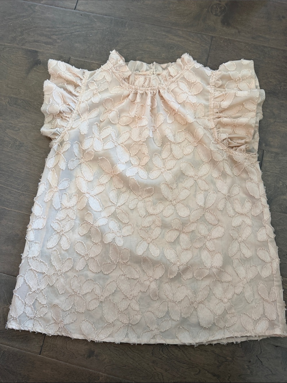 THML Blush Floral Applique Ruffle Sleeve Top